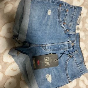 Levi’s’s 501 shorts